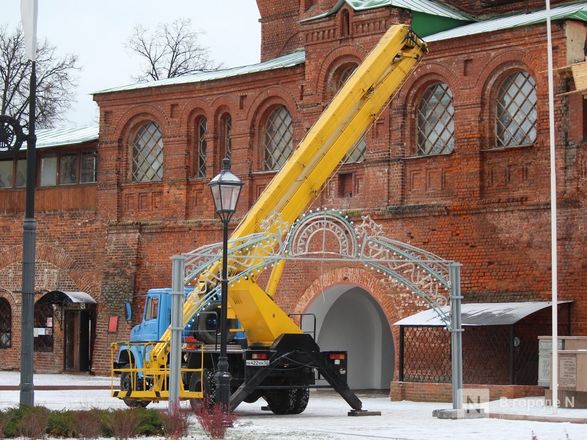 Нижегородский кремль начали украшать к Новому году - фото 9