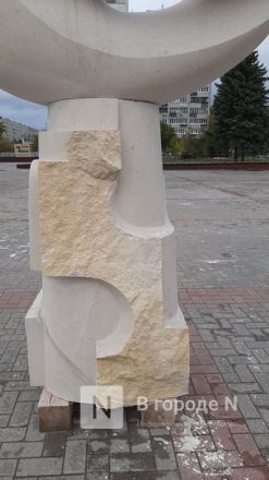Скульптуры для украшения Нижне-Волжской набережной прозябают на площади Ленина - фото 4