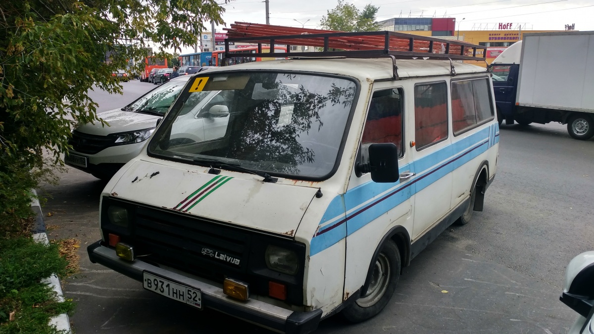 Редкие автомобили на нижегородских улицах: колеса страны Советов - фото 53