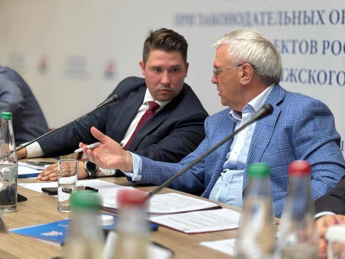 Евгений Люлин: &laquo;Важно готовить молодежь к семейной жизни, и помогать ей на первых порах становления&raquo; - фото 1