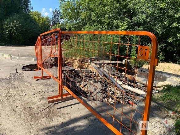 Гигантский провал образовался у жилого дома в центре Нижнего Новгорода - фото 4