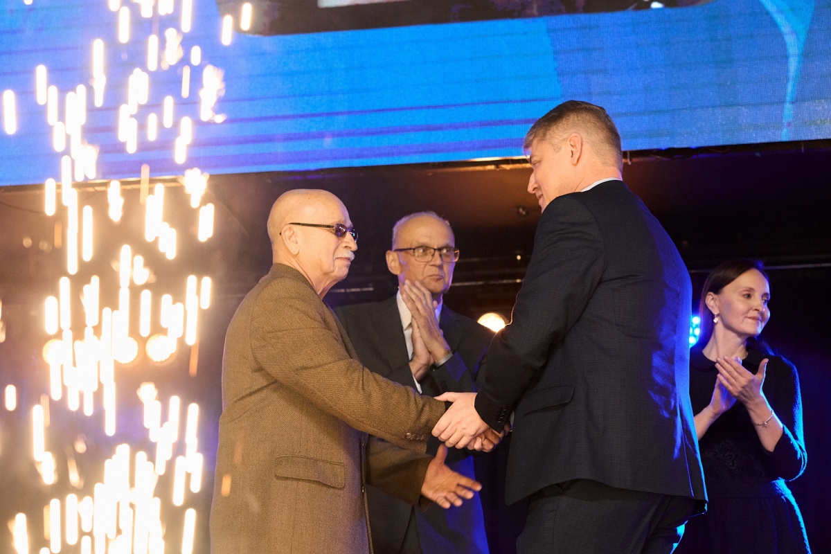 Премия &laquo;Искусство исцелять&raquo;: как награждали лучших врачей в Нижнем Новгороде &mdash; репортаж. Часть 1 - фото 48