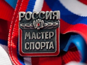 Четырем хоккеисткам СКИФа присвоили звания мастеров спорта