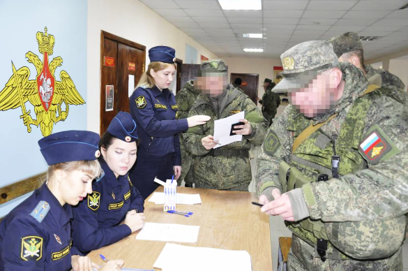 Нижегородские судебные приставы приостановили 500 производств в отношении военнослужащих - фото 1