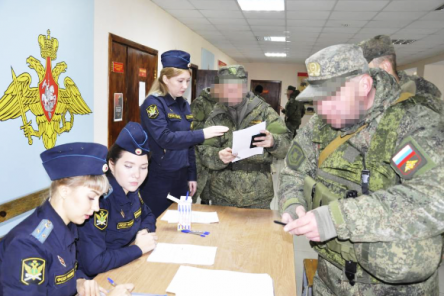 Нижегородские судебные приставы приостановили 500 производств в отношении военнослужащих