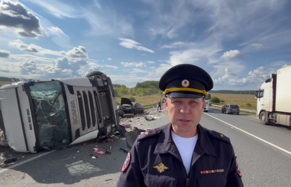 Появились подробности смертельного ДТП с фурами в Нижегородской области - фото 1