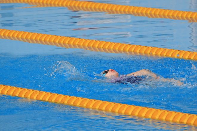 Первые в России юношеские соревнования по плаванию спортсменов с ПОДА проходят в Дзержинске - фото 1