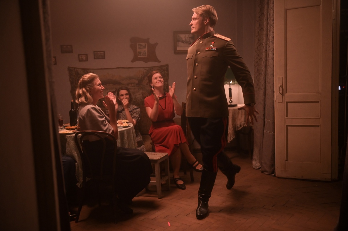 До самых вражеских ворот: завершились съемки сериала &laquo;Рослый&raquo; о боевом генерале Великой Отечественной для Wink.ru - фото 1