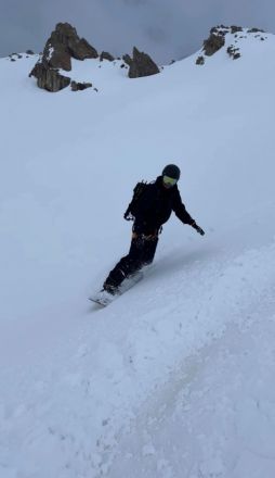 Полицейский из Нижнего Новгорода поднялся на вершину Эльбруса - фото 2