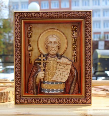 Танк-мангал и деревянные иконы: фоторепортаж с новой выставки от заключенных в Нижнем Новгороде - фото 48