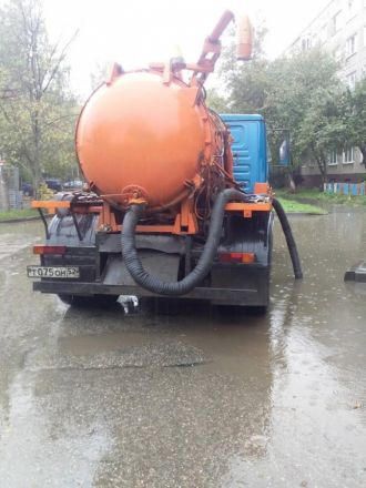 Улицы Нижнего Новгорода подтопило из-за дождя - фото 2