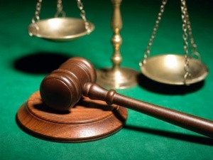 Суд оштрафовал бывшего сотрудника борской ИК-11 за передачу заключенным сильнодействующих лекарств