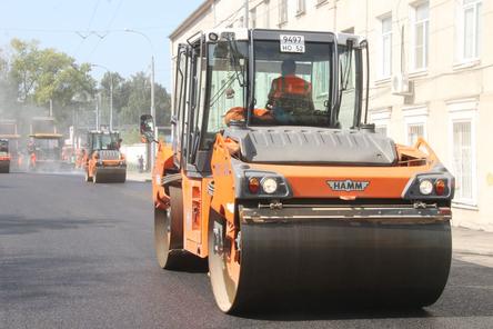 На трех участках дорог Нижнего Новгорода ремонт идет с отставанием от графика