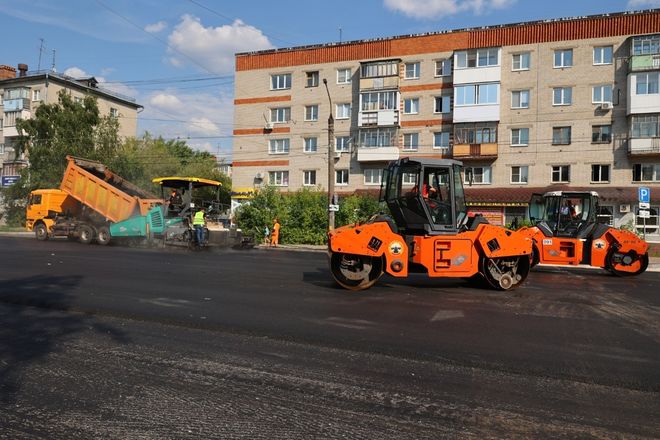 Глава Дзержинска проверил ход ремонта дорог  - фото 2