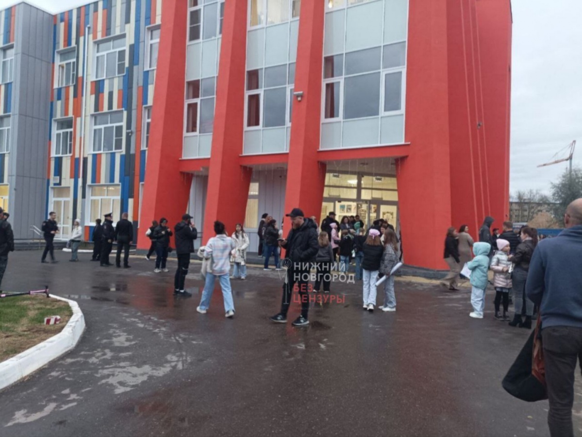 Дом культуры в Арзамасе эвакуировали из-за сообщения о минировании - фото 1