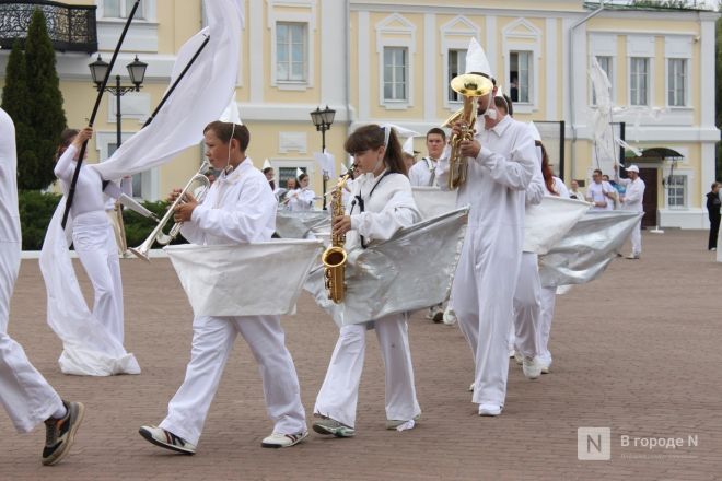 Фоторепортаж: как прошел легендарный &laquo;Выкса-фестиваль&raquo; в Нижегородской области - фото 93