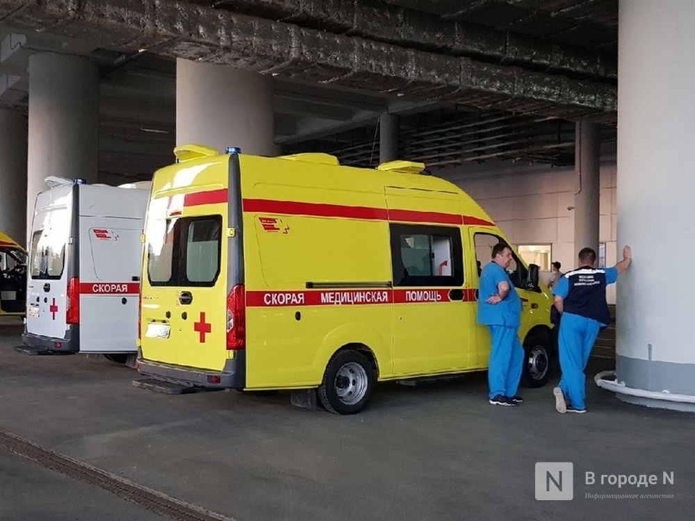 Двое раненых в жестком ДТП на Нижне-Волжской набережной остаются в больнице