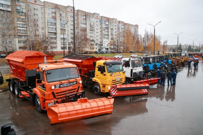 600 единиц техники будут убирать снег в Нижнем Новгороде этой зимой - фото 5