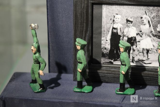 Война в детских игрушках: фоторепортаж с новой выставки в Нижнем Новгороде - фото 38