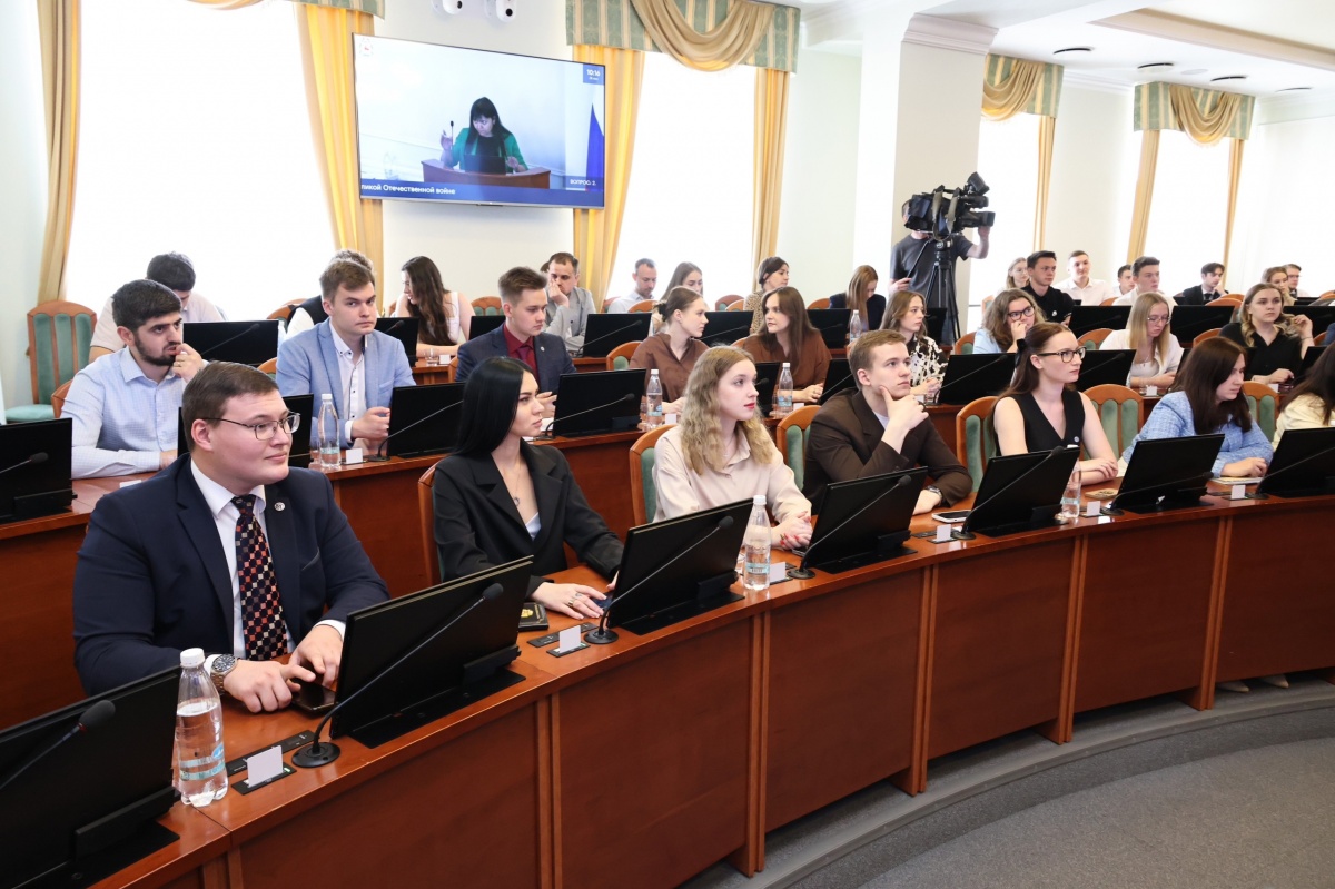 Нижегородский Молодежный парламент подключился к борьбе с вейпами - фото 1