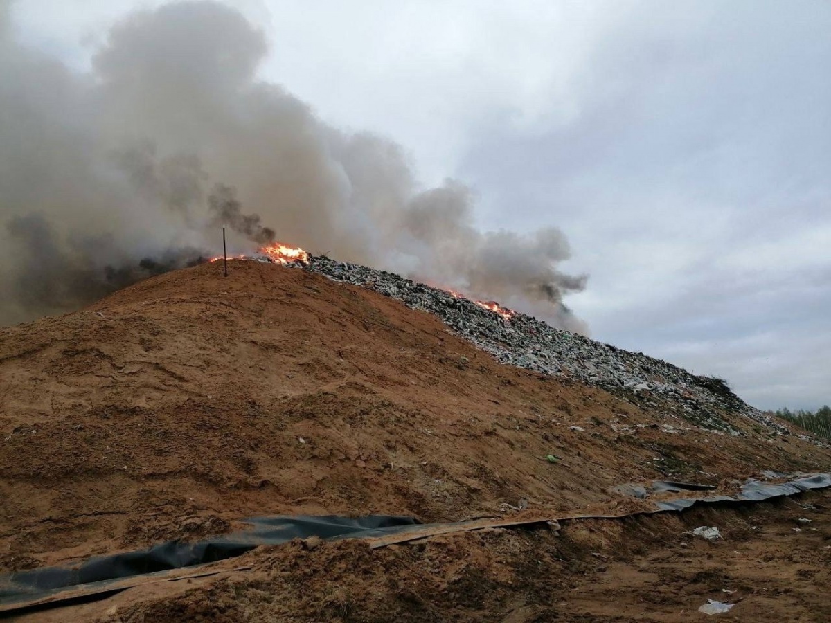 Эколог объяснил, почему в Нижегородской области часто горят свалки - фото 1
