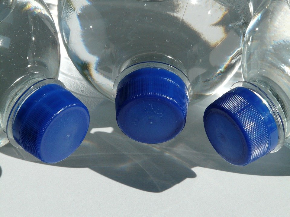 Росконтроль выбрал лучшую и худшую питьевую воду в бутылках - фото 3
