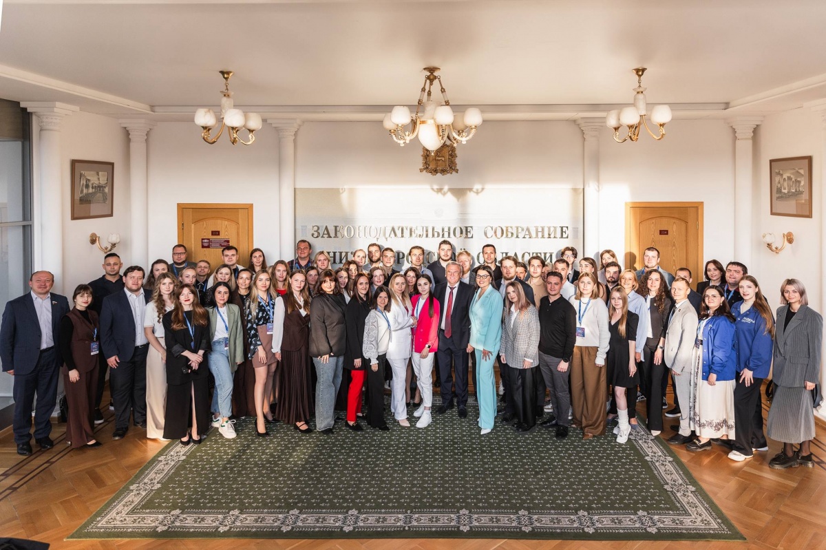 Председатель ЗСНО Люлин провел встречу с &laquo;Лидерами Нижегородской области&raquo; - фото 1