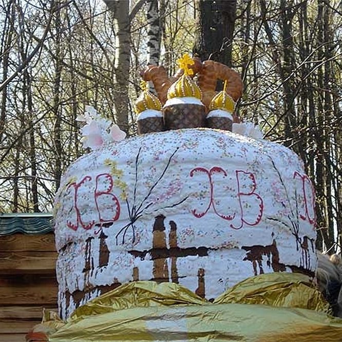 Сразу три кулича-гиганта испекли в Нижнем Новгороде на Пасху - фото 1