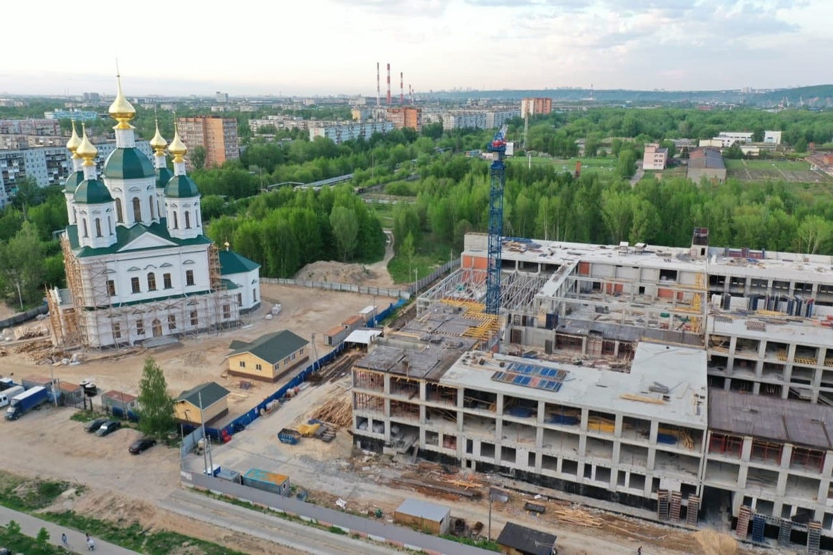 Ход строительства нижегородской &laquo;Школы 800&raquo; сняли с высоты птичьего полета - фото 2