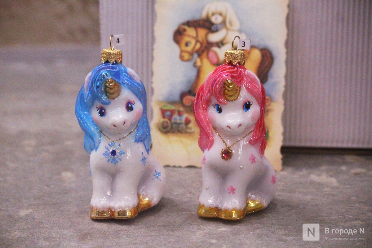 Волшебство в стекле: фоторепортаж с фабрики елочных игрушек в Нижнем Новгороде - фото 1