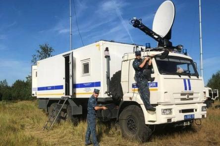 Полицейские обеспечивают связь в зоне ЧС в Воротынском районе