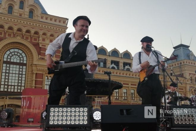 Иммерсивное шоу в постановке Ильи Авербуха состоялось в день 200-летия Нижегородской ярмарки - фото 14