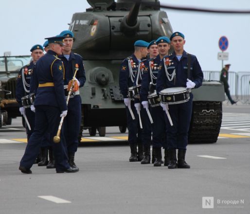 Парад в честь 79-й годовщины Победы проходит в Нижнем Новгороде - фото 4