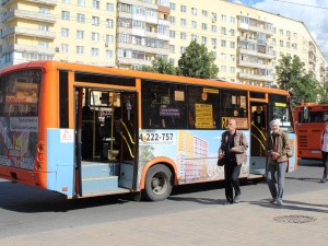 Жители Автозавода и Советского района больше других не доверяют частным перевозчикам