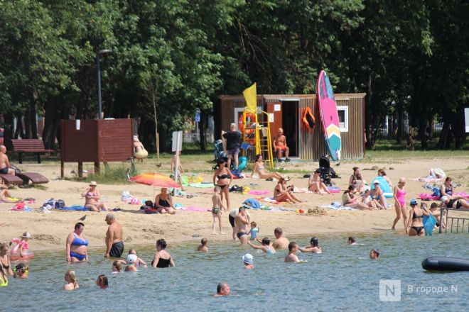 Выжить в пекло. Фоторепортаж с пляжей Нижнего Новгорода - фото 12