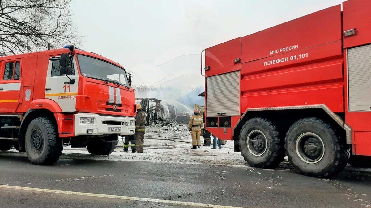 Гараж сгорел из-за взорвавшегося баллона с газом в Дзержинске