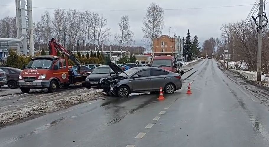 Несовершеннолетний лихач попал в ДТП в Городце - фото 1